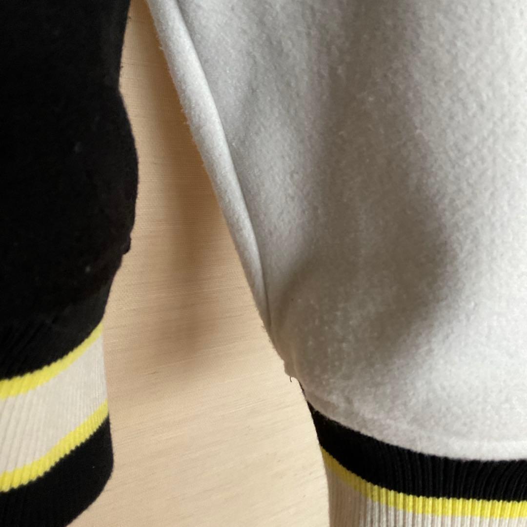 グラニフ　 スタジャン　シティボーイペンギン