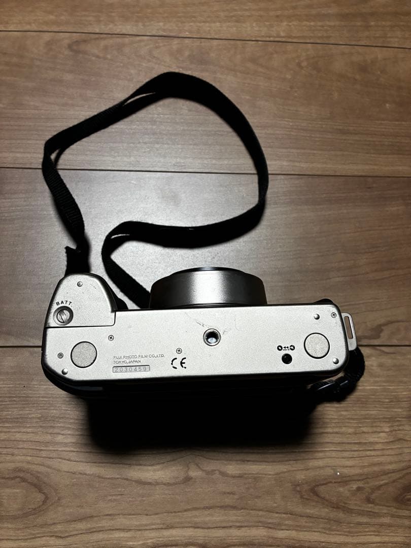フィルムカメラ fujifilm / ga645zi