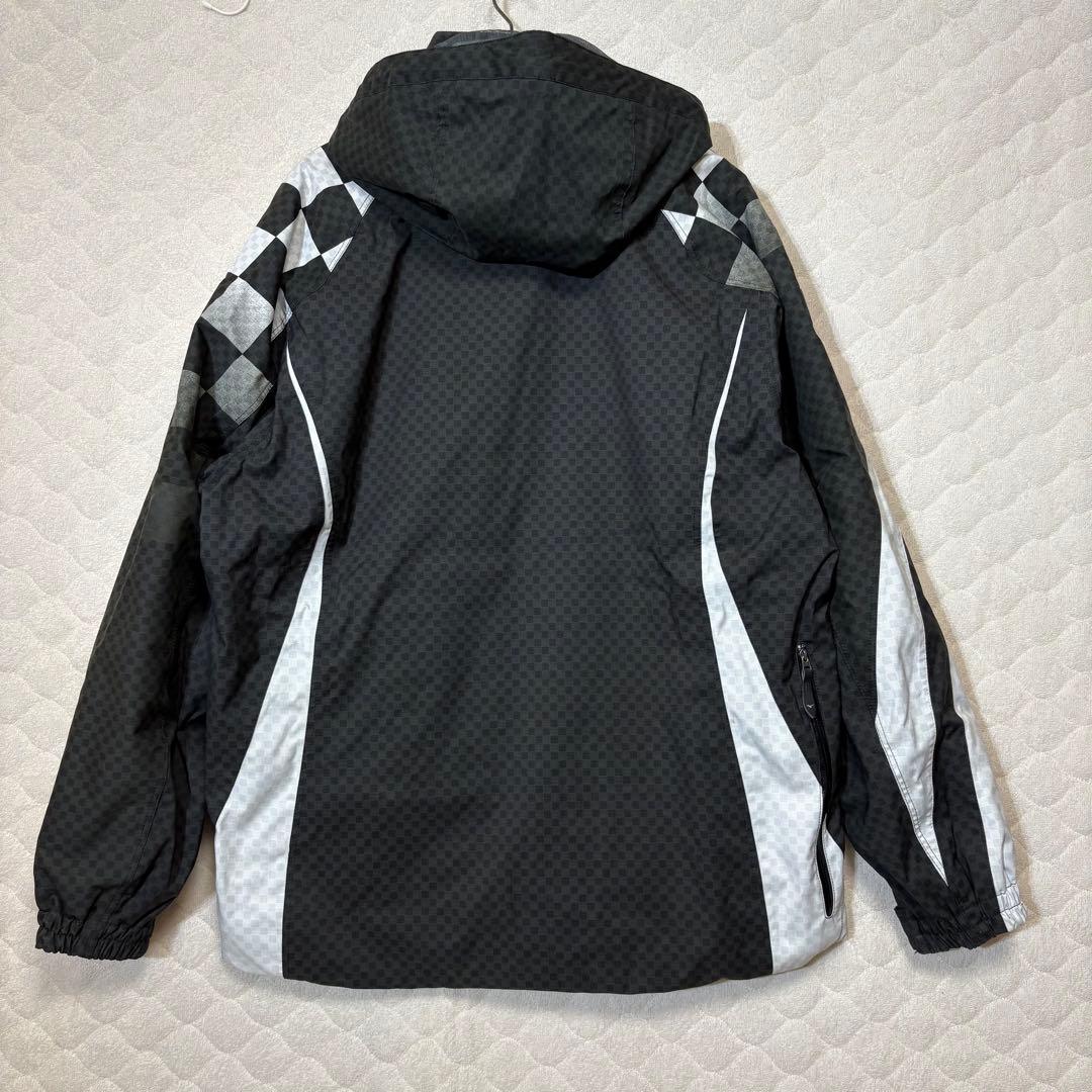 ミズノ　スキーウェア　クロアチア代表　上下セットアップ　ブレスサーモ　中綿入り