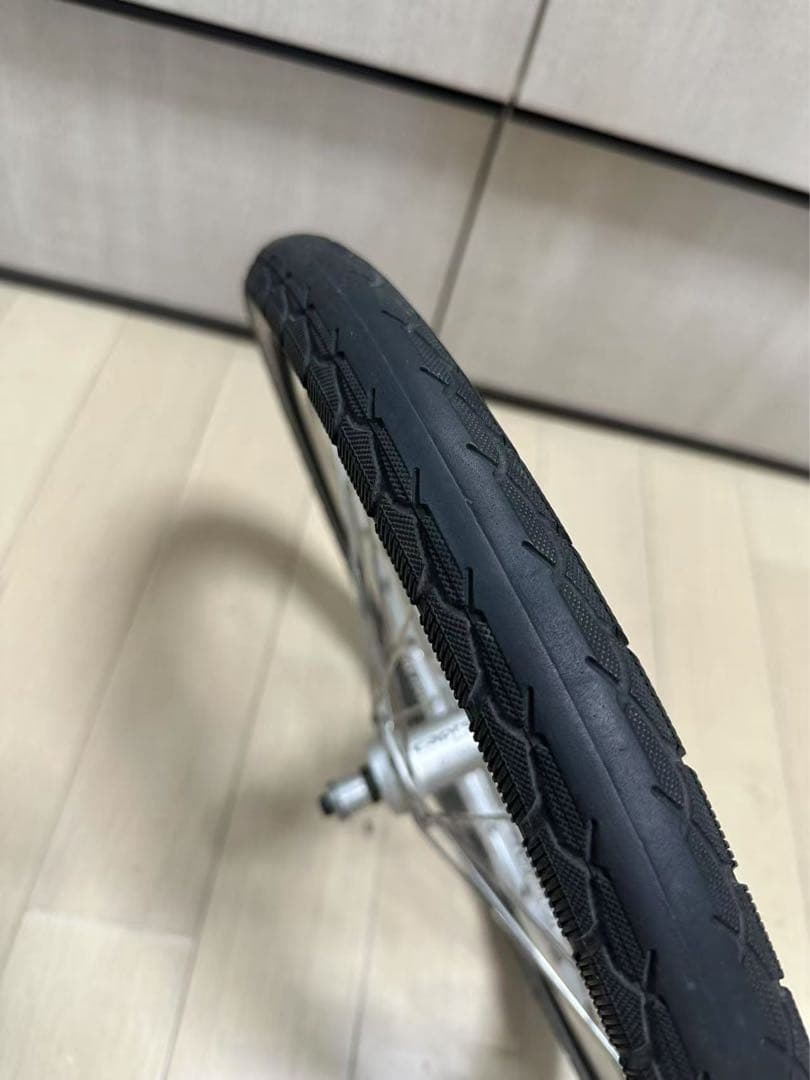 BIRDY リアホイール　SHIMANO CAPREO FH F700A ハブ
