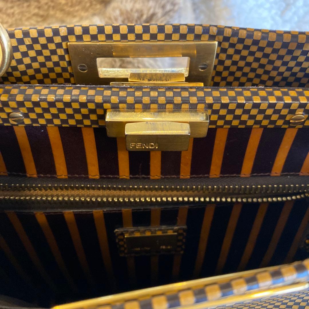 激レア　FENDIフェンディ　ピーカブー　ショルダーハンドバッグ