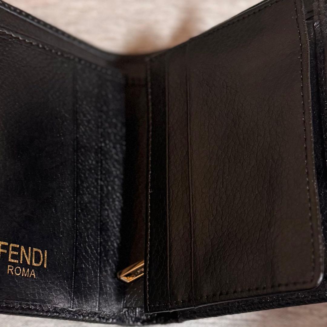 Fendi ブラックレザー 二つ折り財布