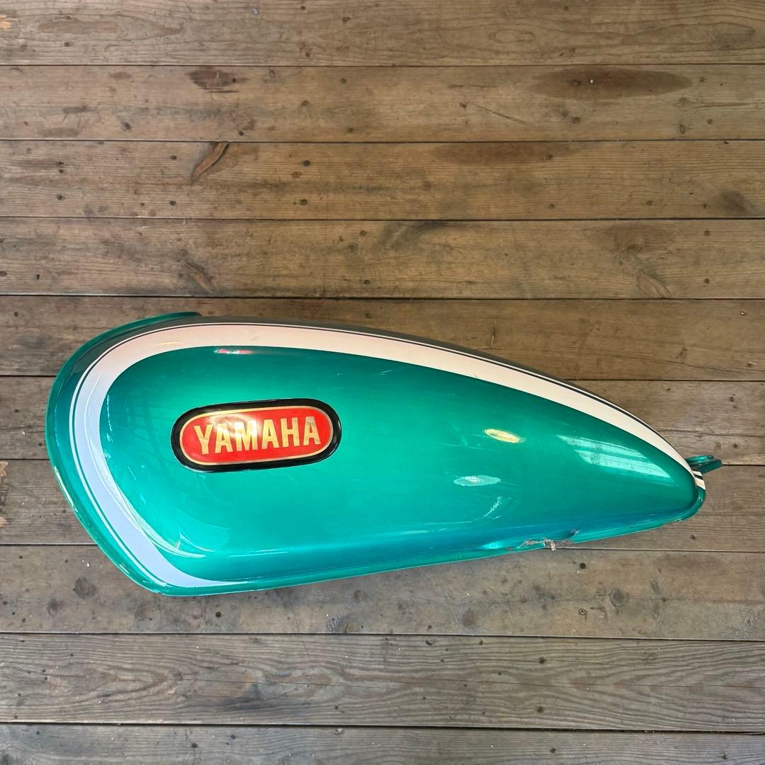 萩原商会様　SR400 2型純正タンク　サイドカバーセット　xs-1カラー