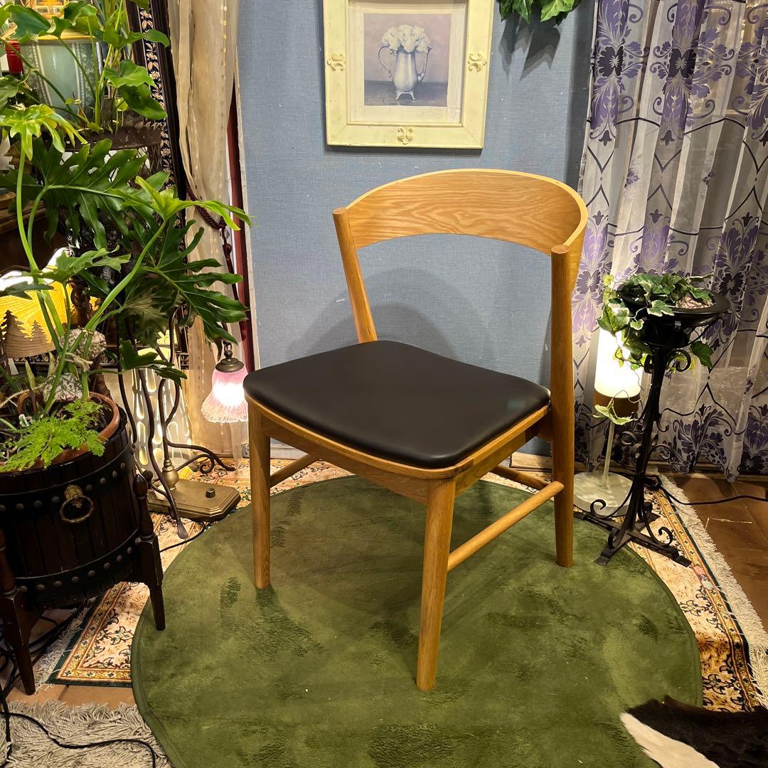 ウニコ　unico SOLK チェア カスタマイズモデル　　座面張り込み仕上げ