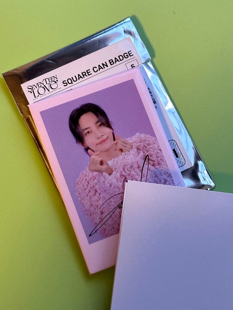 SEVENTEEN セブチ LOVE ジョンハン サイン入り 缶バッジ