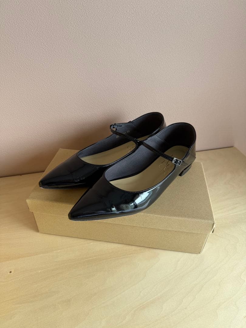 【期間限定お値下げ】LETALON ルタロン ポインテッドワンストラップフラット