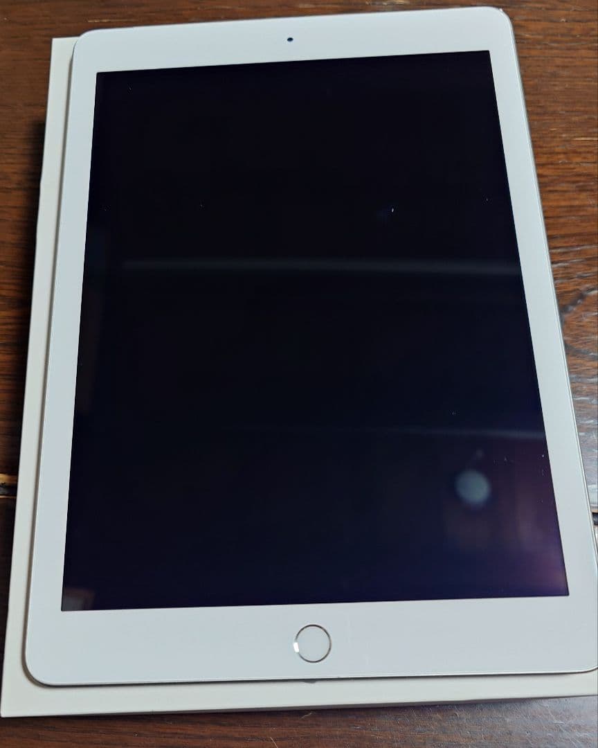 iPad第6世代Wi-Fi Cellular シルバー32GB MR6P2J/A