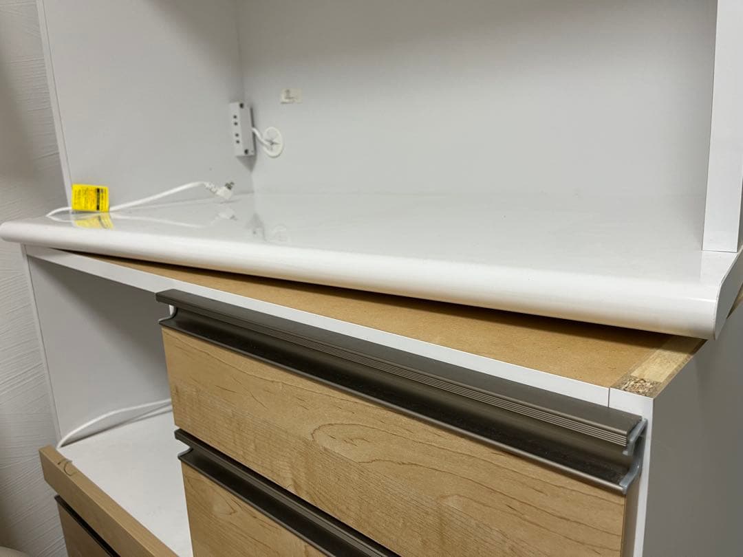 マナベインテリアハーツ　食器棚