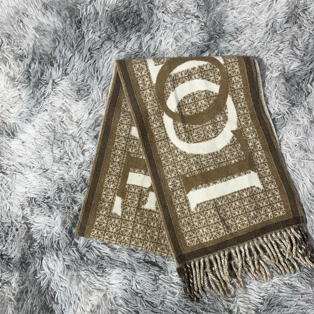 [大人気]　ロエベ　アナグラムパッチストール　総柄　ウール　フリンジ　マフラー