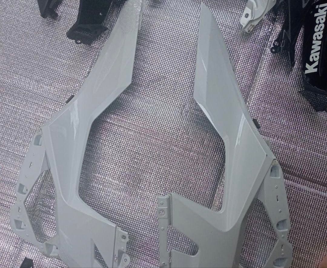 激安出品！NINJA 250 400 純正カウルセット