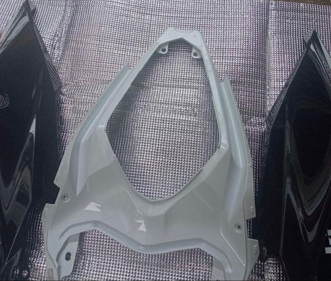 激安出品！NINJA 250 400 純正カウルセット