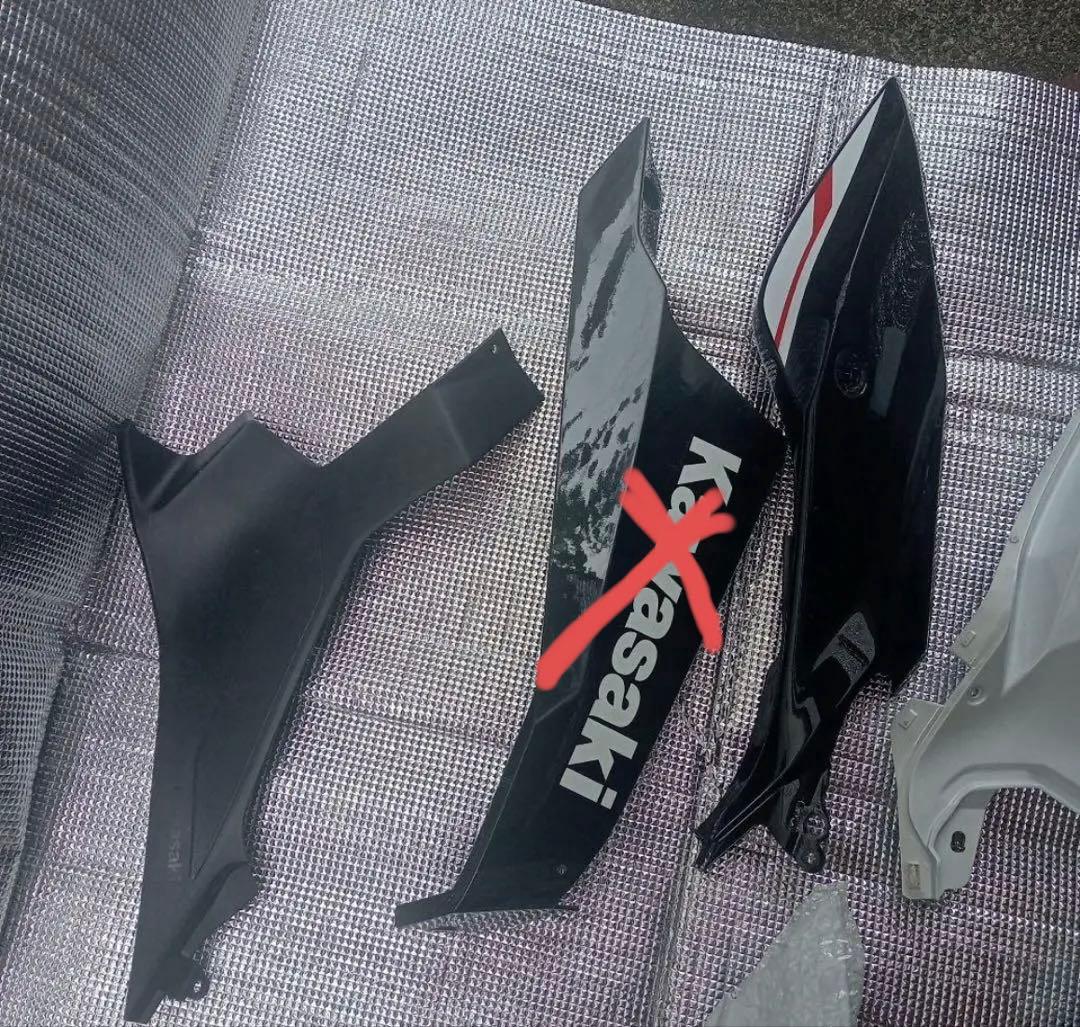 激安出品！NINJA 250 400 純正カウルセット