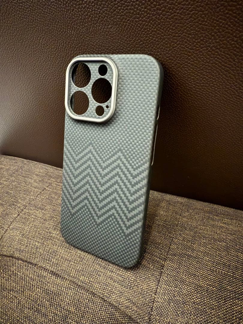 iPhone16pro 256GB ブラックチタニウム