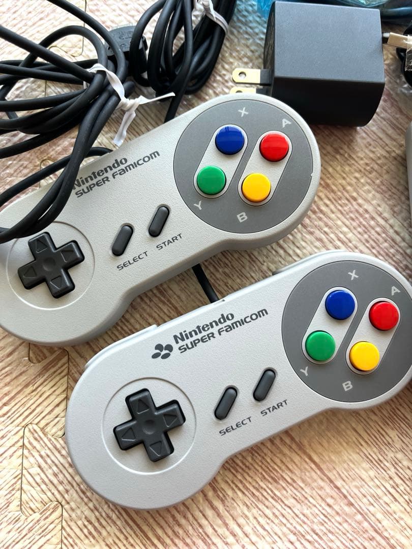 【美品】Nintendo ニンテンドークラシックミニ スーパーファミコン 本体