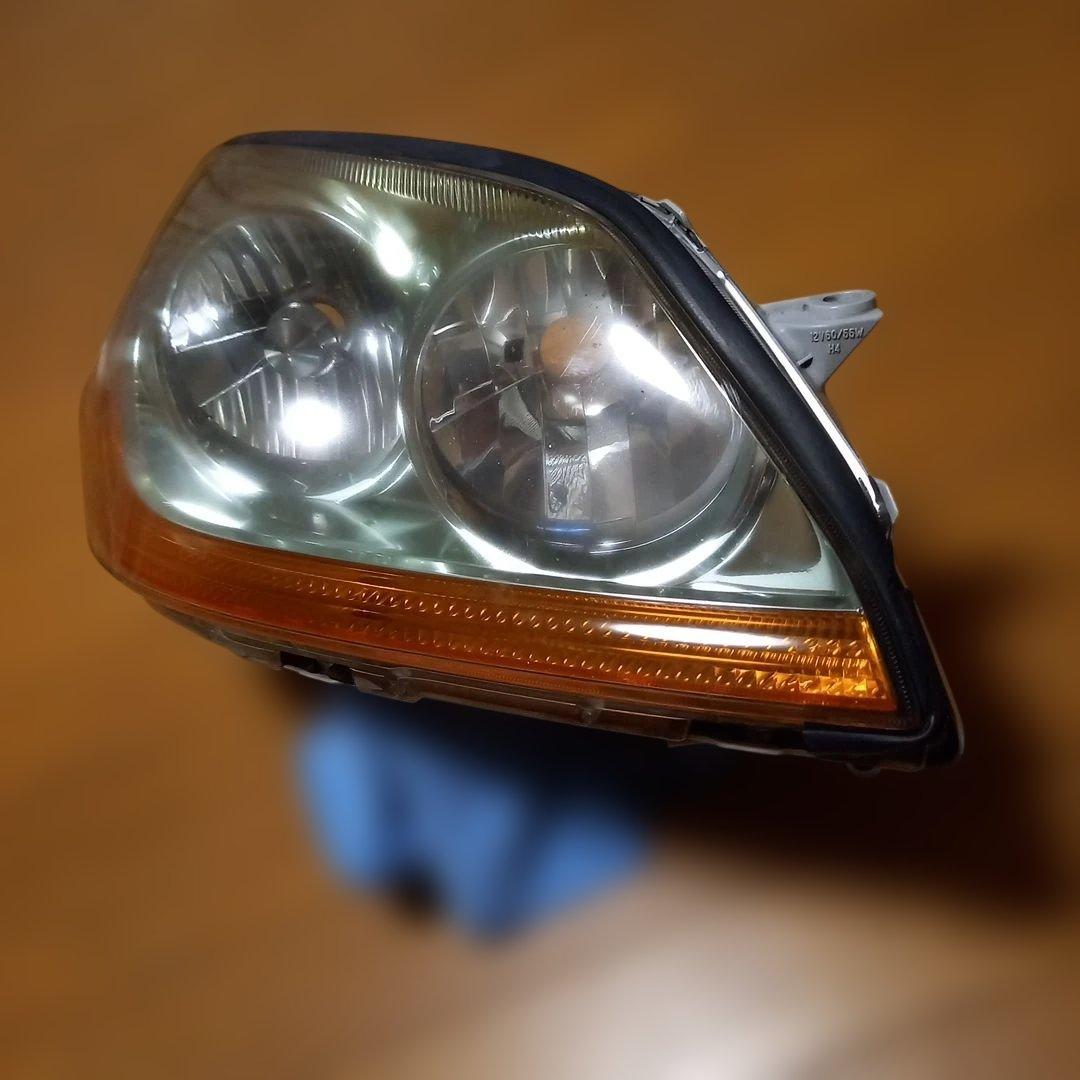 トヨタマーク２、GX110純正右側ヘッドライトユニット。コイト製品