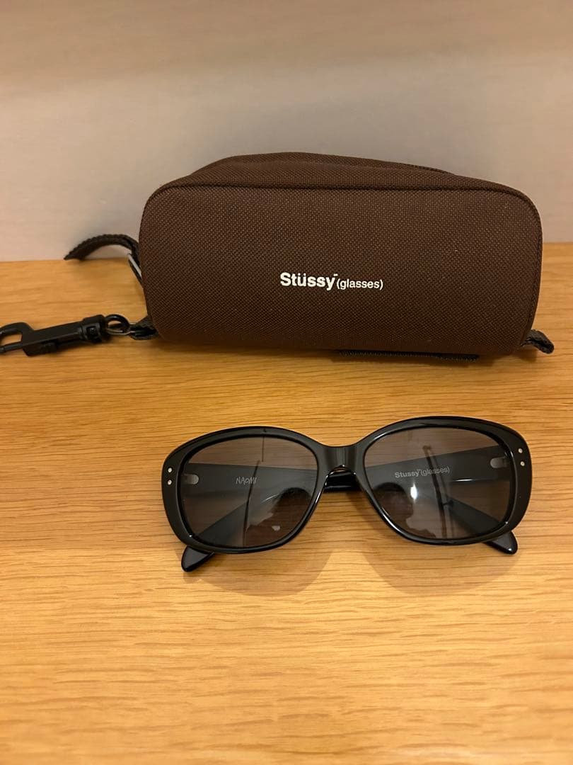 old Stüssy NAOMI ブラック サングラス ケース付き