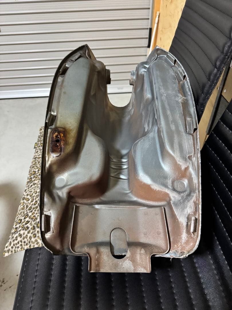 送料込　希少！当時物！CB750 K4 燃料タンク　旧車　グレー　ゴールド