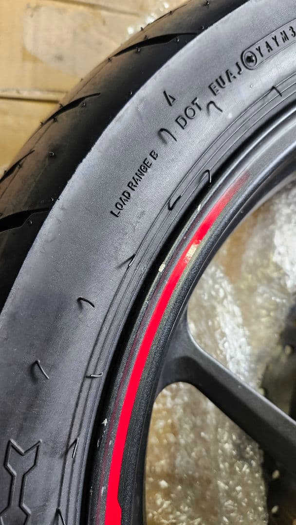 HONDA CBR250RR MC51 リアホイール　タイヤ付き