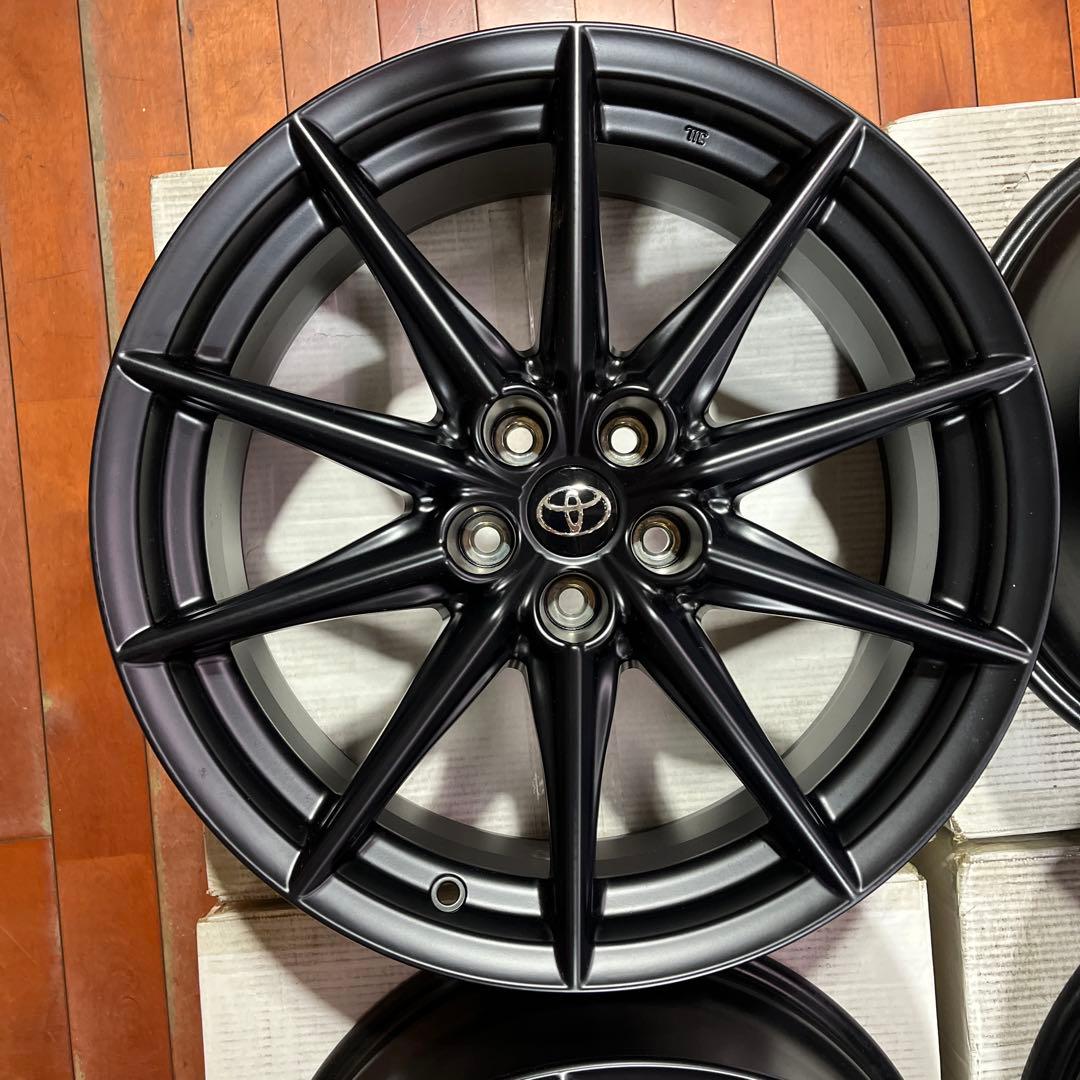 新車外し　トヨタ純正アルミホイール　GR86 18インチ