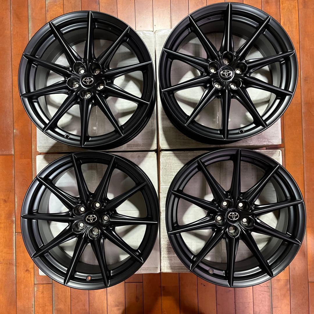 新車外し　トヨタ純正アルミホイール　GR86 18インチ
