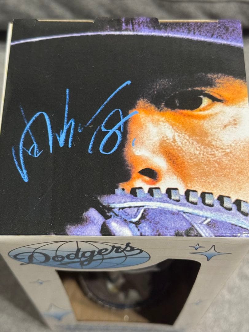 山本由伸　ボブルヘッド　ドジャース