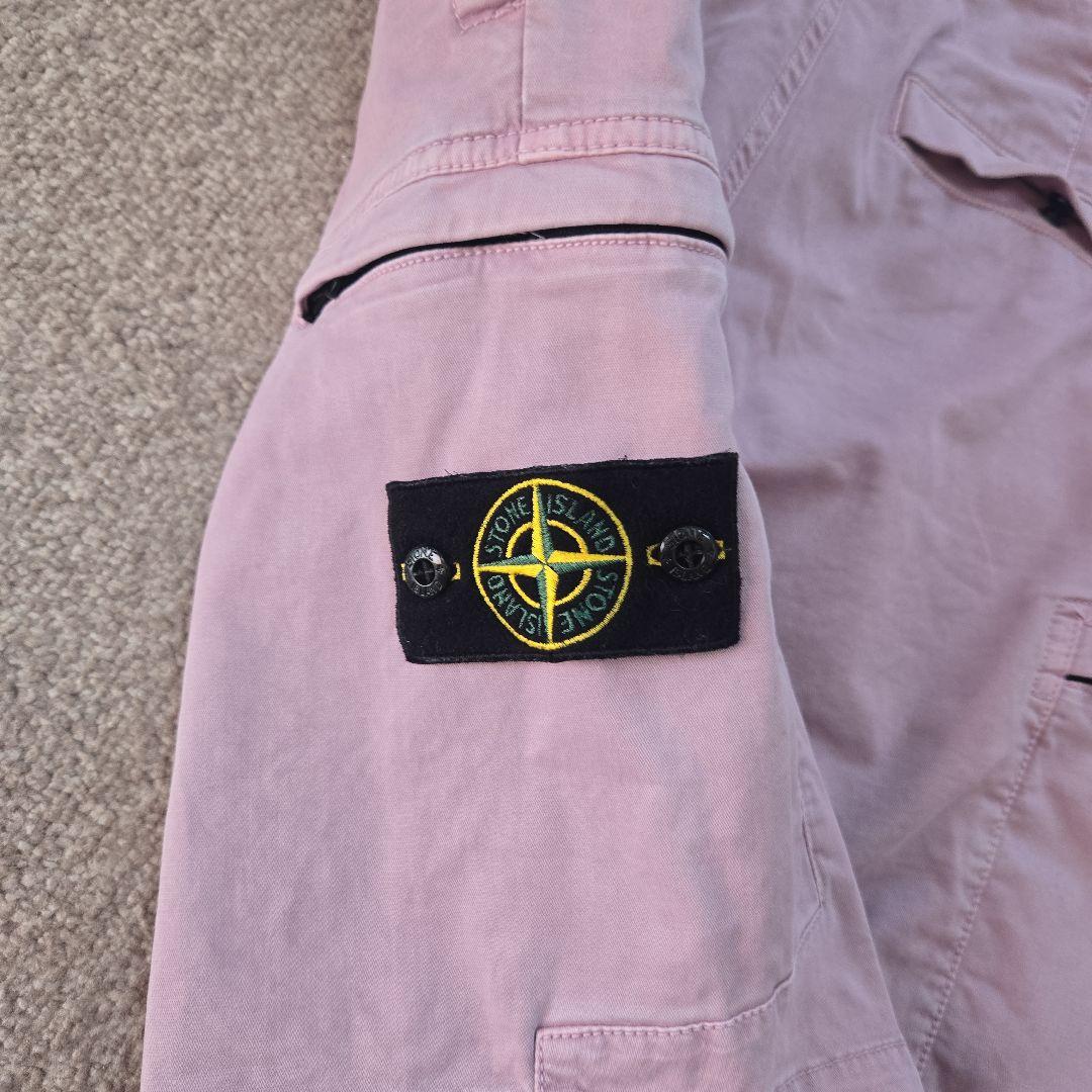 未使用品【STONE /ストーンアイランド 】ショートパンツ