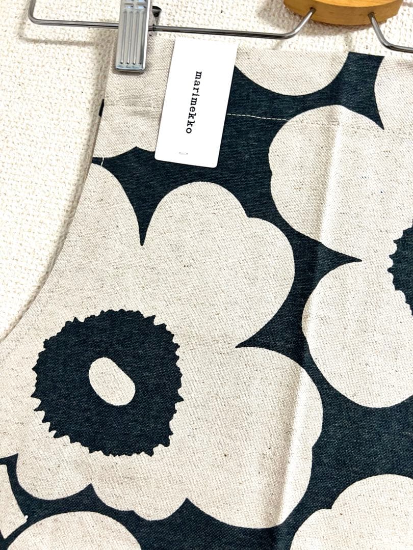 ■新品未使用＆人気完売品■レア　マリメッコ　marimekko エプロン