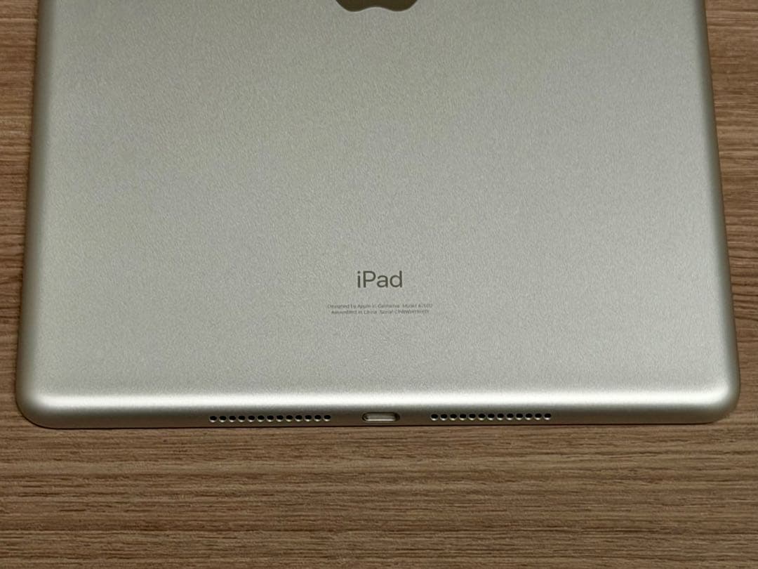 【美品】Apple iPad 第9世代 Wi-Fi 64GB シルバー