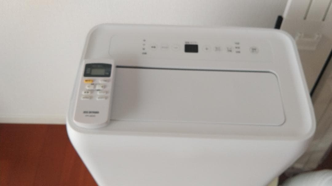 ポータブルエアコン本体 ホワイト リモコン付き・ダクト一式・説明書付き