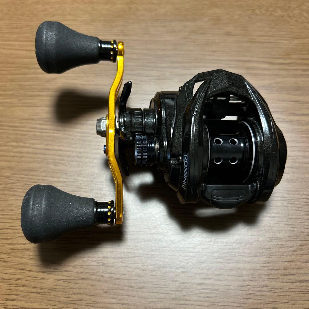 アブガルシア　ロキサーニ8左巻き　パワーハンドル