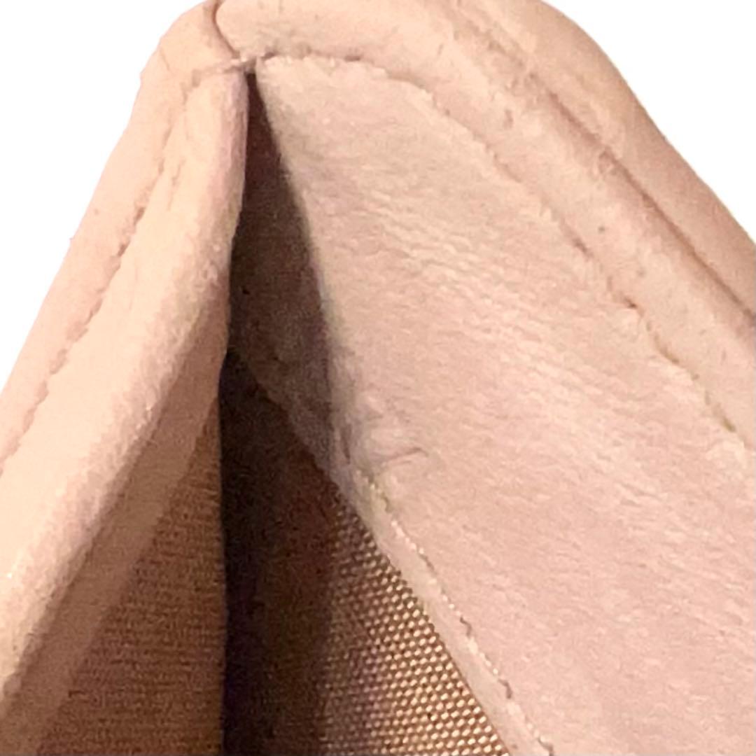 ミュウミュウ 折り財布 マテラッセ 革 ラウンドファスナー ピンクベージュ 金具