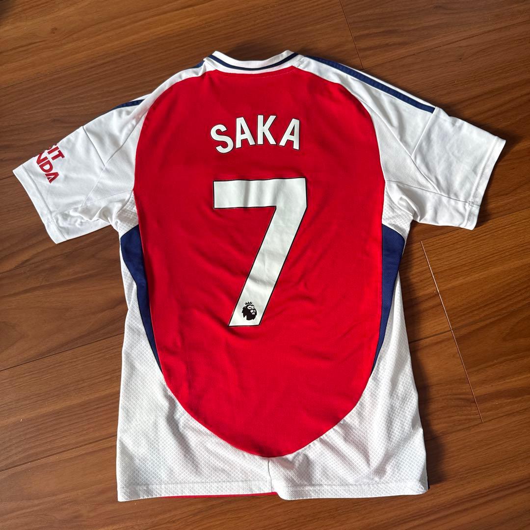 アーセナル ユニフォーム サカ