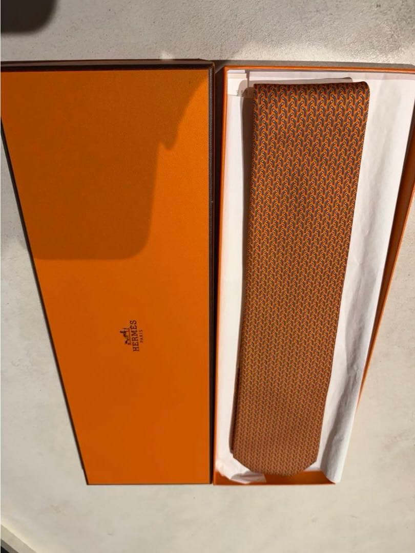 【新品未使用】HERMES エルメスネクタイ オレンジ 波模様 ポイント3 現行