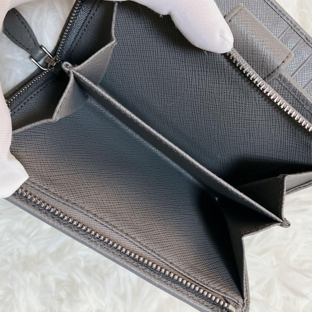 美品 正規品 PRADA サフィアーノ 1ML225 グレー 灰 二つ折り