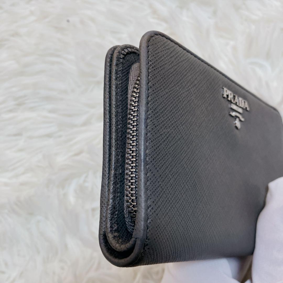 美品 正規品 PRADA サフィアーノ 1ML225 グレー 灰 二つ折り