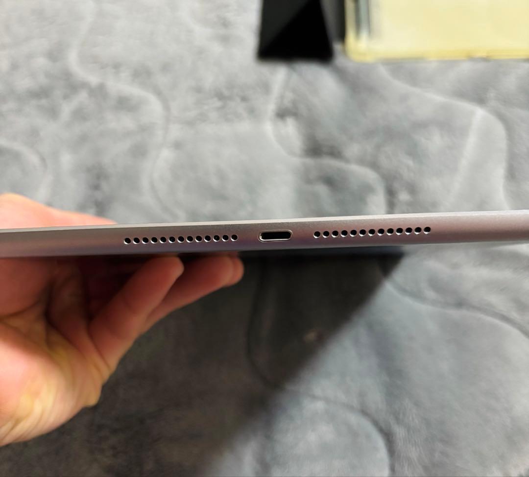 iPad 第6世代 美品 動作確認済み