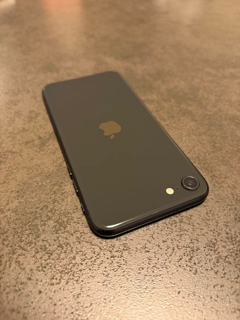 Apple iPhone SE (第2世代) 128G