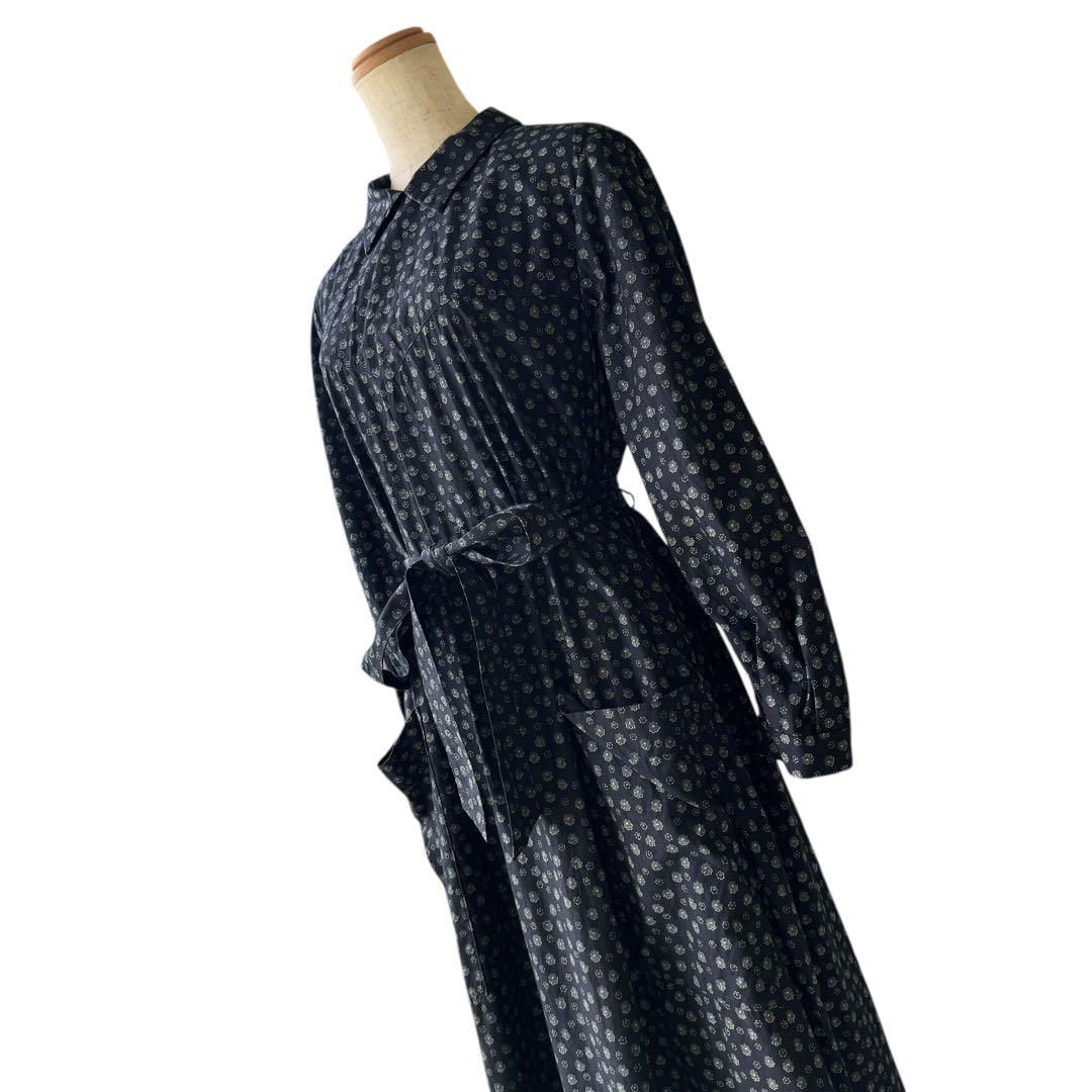 極近年美品　45R もこもこ花プリントのドレス　インディゴ