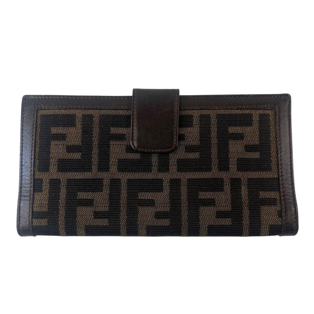 FENDI フェンディ 長財布 ズッカ 折り財布 フラップ 本革