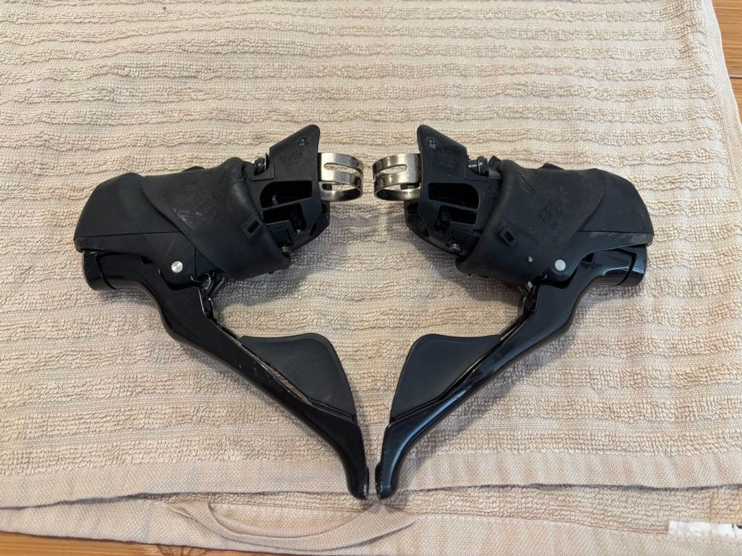 シマノST-R7000 左右レバ-セット 2x11S STIレバー