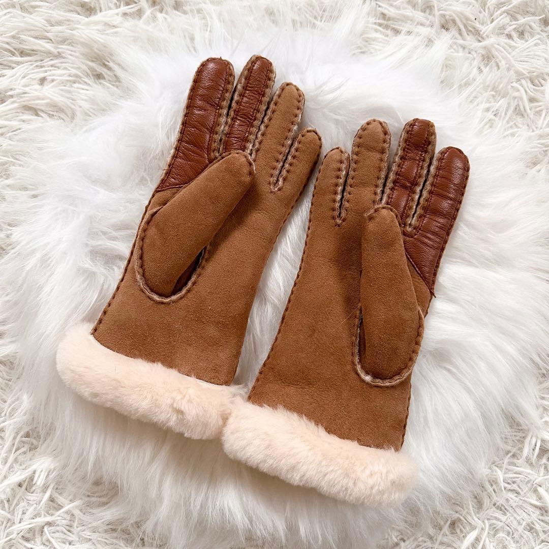 【着用1回】UGG♡アグ　シープスキンシームドグローブ　チェスナット　M 耐水