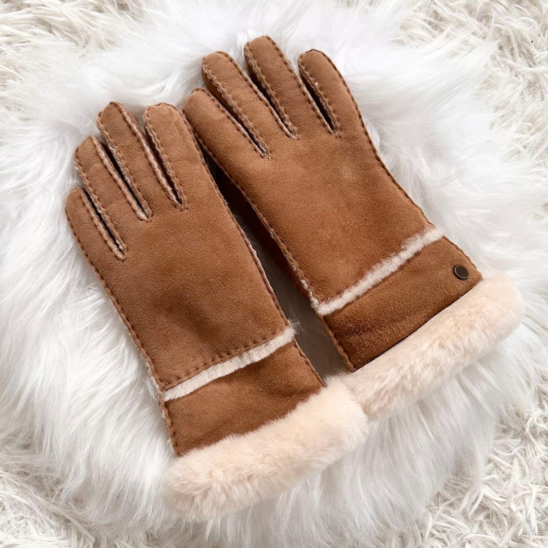 【着用1回】UGG♡アグ　シープスキンシームドグローブ　チェスナット　M 耐水