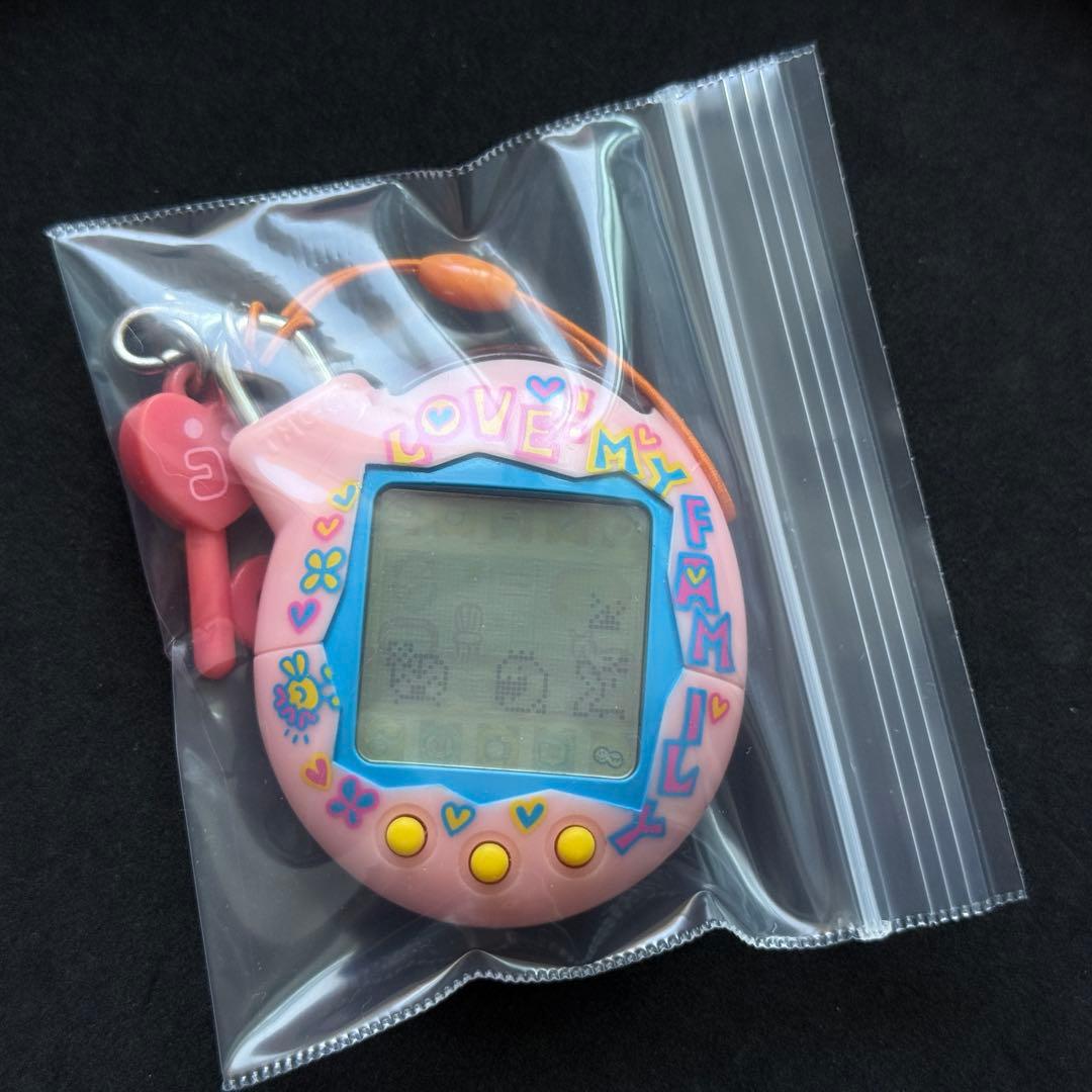 美品！いぇー！ふぁみりーイロイロ！たまごっちプラス ふぁみたまラブ　たまごっち