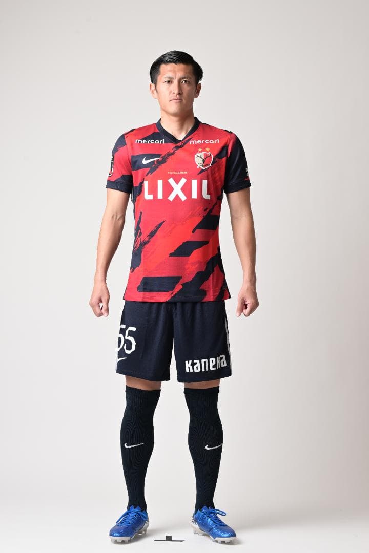 た*様 植田 直通選手のサイン入り「25Ｊ１リーグ優勝記念Tシャツ」