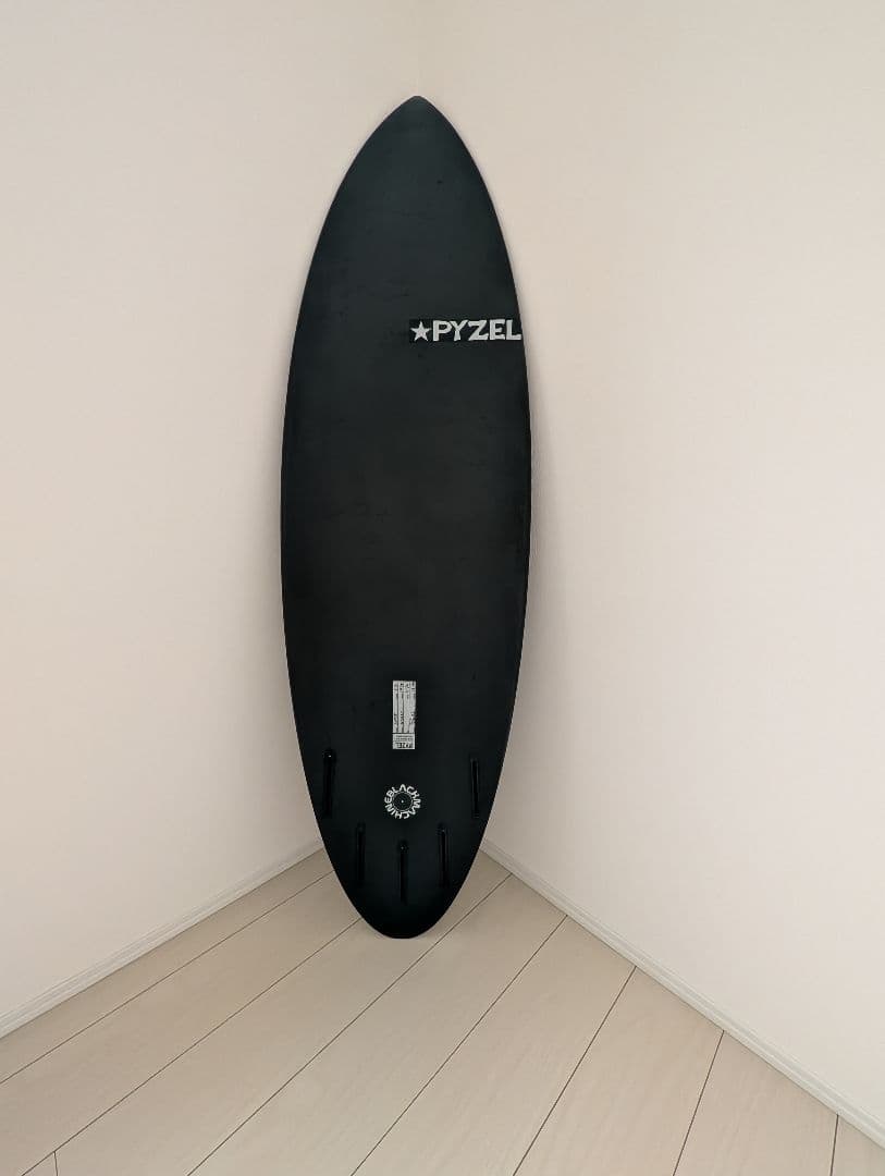 【美品】パイゼル　ザ・ゴースト　　カーボン　サーフボード　ショート