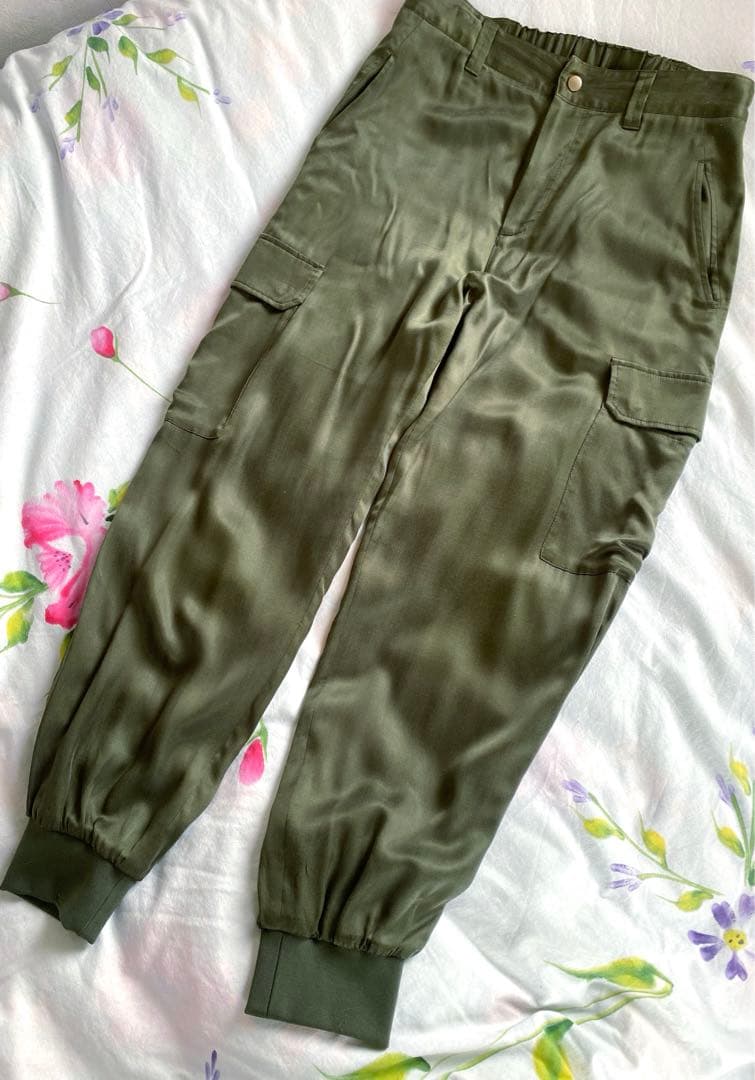 L'Appartement⭐️アパルトモンフィブリルサテンカーゴパンツ カーキ38