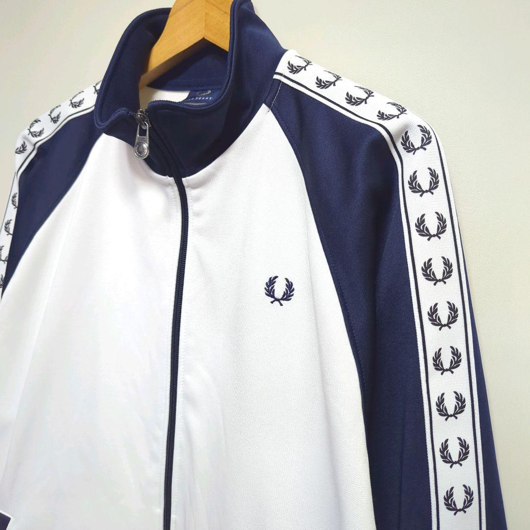 ★日本製 FRED PERRY 袖ライン ローレルマーク トラックジャケット
