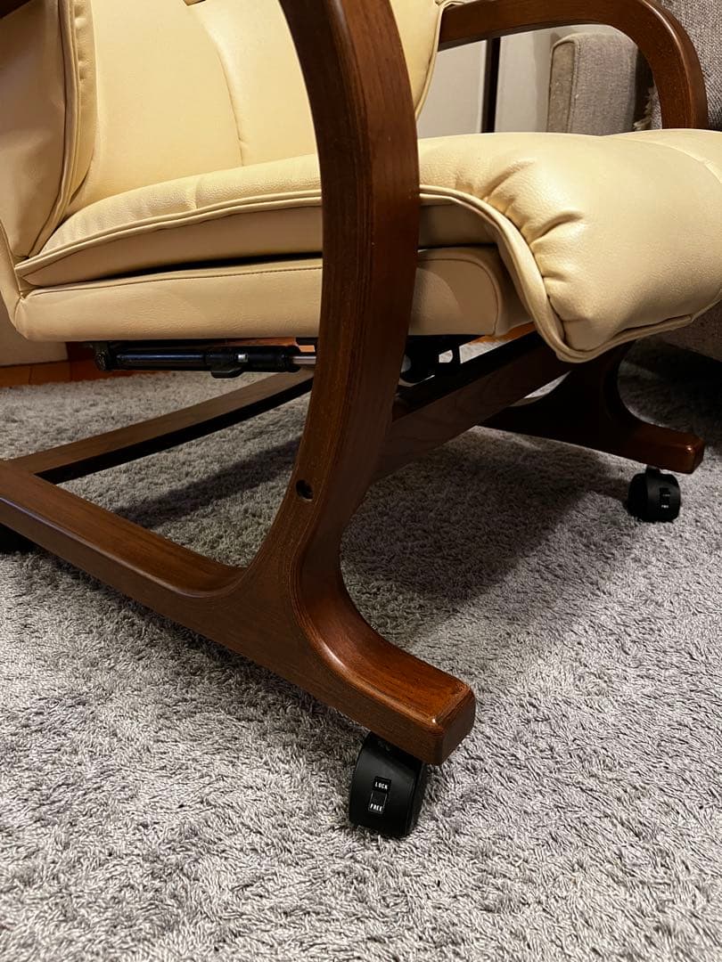 FUJI FURNITURE ダイニングチェア キャスター付き