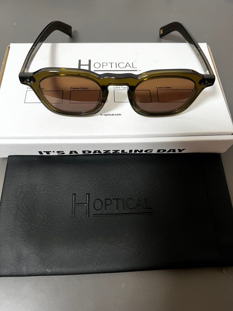 新品未使用 H OPTICAL オリーブサングラス モデル09