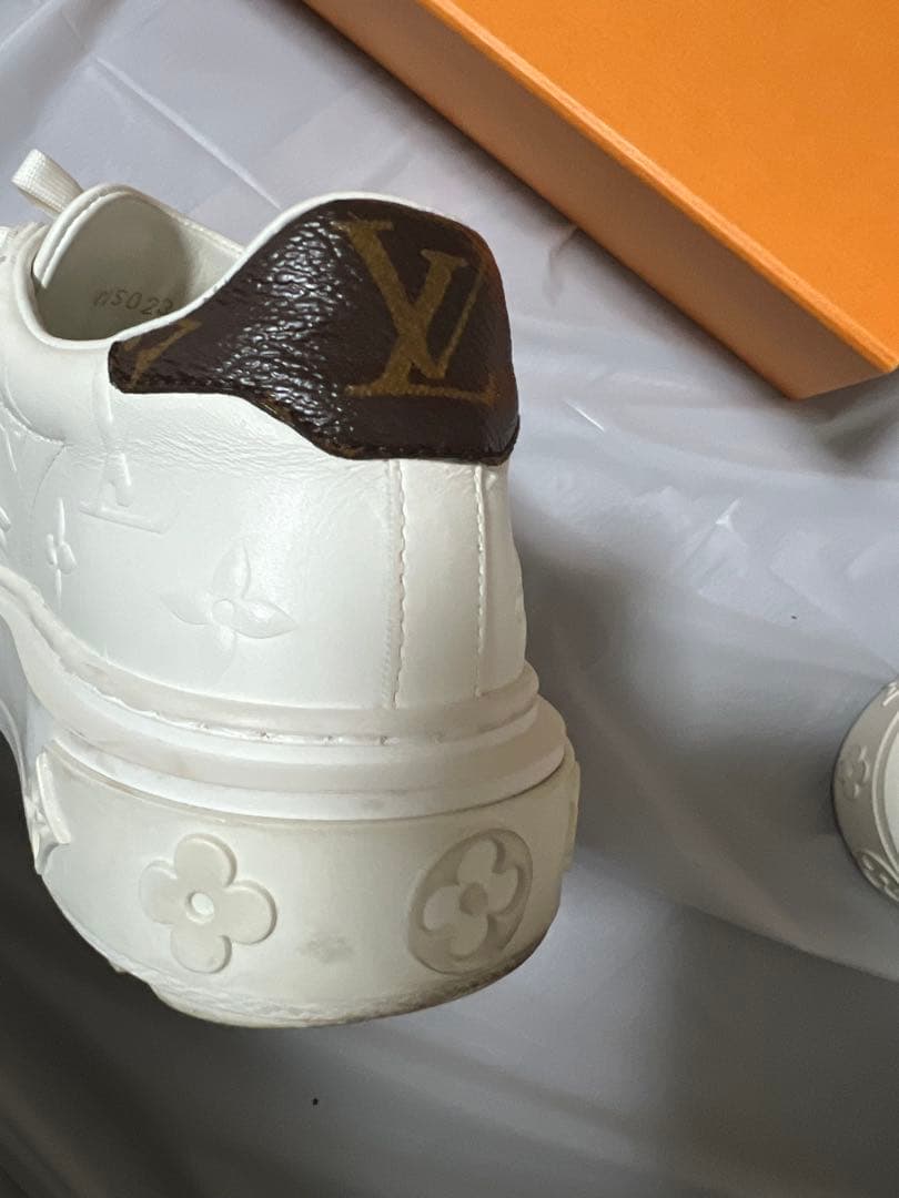 J*様 ルイヴィトン タイムアウト・ライン スニーカー モノグラム ホワイト